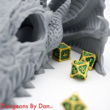 Load image into Gallery viewer, Dragon Skull Dice Tower