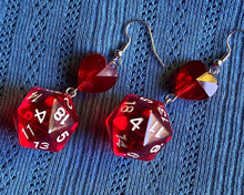 Cargar imagen en el visor de la galería, Jewelry, Heart Cut Dice Earrings - D20
