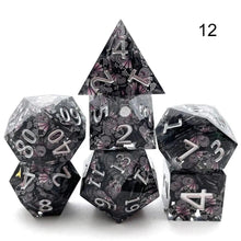 Cargar imagen en el visor de la galería, Dice Set, 7Pcs/Set Sharp Resin Polyhedral Dice - Three-layer Sandwich Dice
