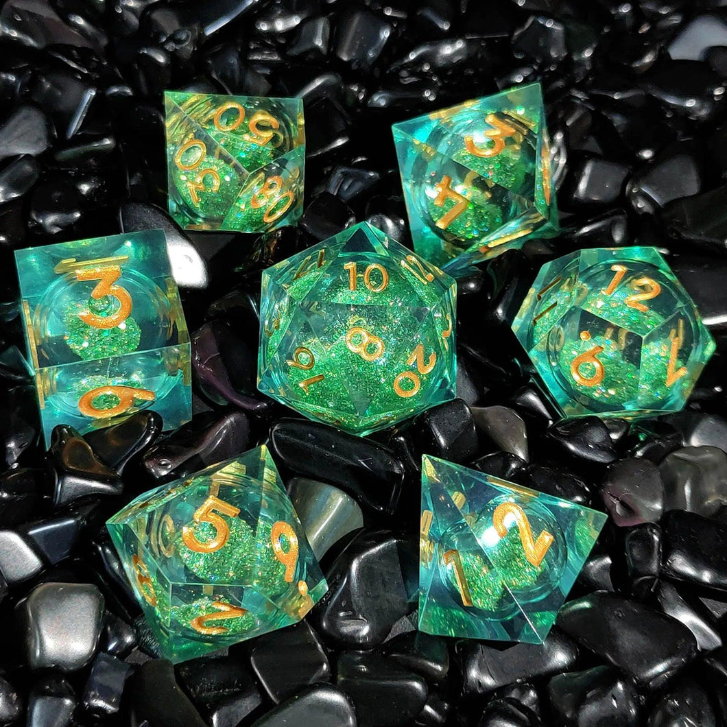 Dice Set, 7Pcs/Set Liquid Core Resin Quicksand Polyhedral Dice for DnD