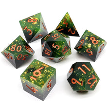 Cargar imagen en el visor de la galería, Dice Set, 7Pcs/Set Resin Sharp Edge Liquid Core Moving Eye Dice
