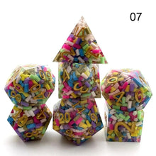 Cargar imagen en el visor de la galería, Dice Set, 7Pcs/Set Sharp Resin Polyhedral Dice - Three-layer Sandwich Dice
